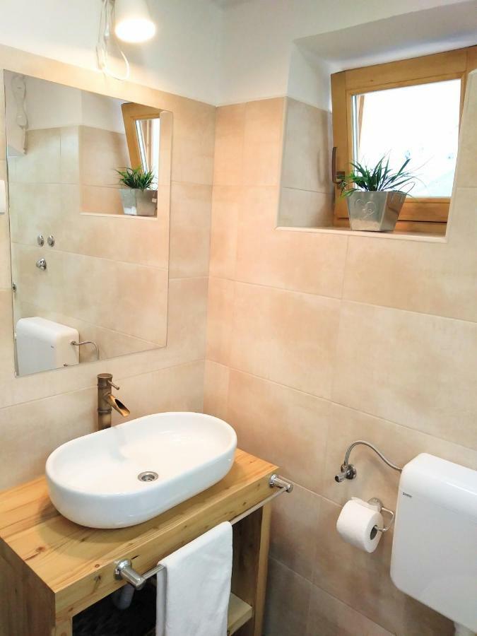 Apartment Cernesa Razanac Bagian luar foto